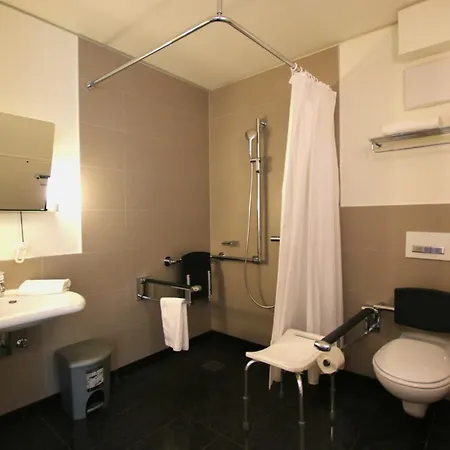 מלון דירות Mavo Hospitality Esslingen Berliner Strasse 3*