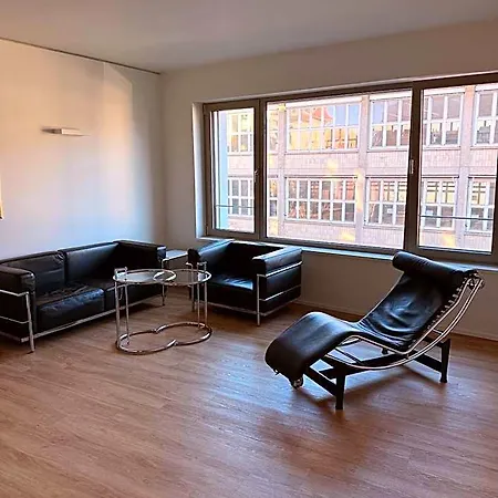 מלון דירות Mavo Hospitality Esslingen Berliner Strasse 3*